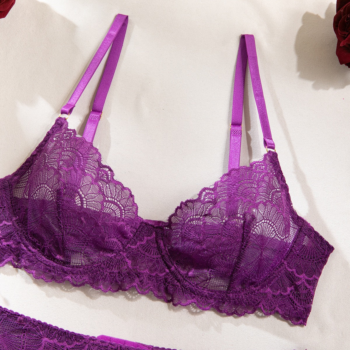 Women's Lingerie 4 Piece Garter Lingerie Floral Lace Bra and Panty Sets with Underwire S-XL