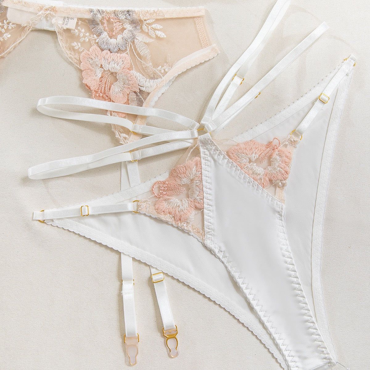 Women's Underwire Lingerie Set Floral Embroidered Lace Bra and Thong Set with Garter Belt